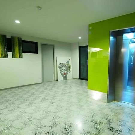 Bb House Mini Suite Hotel Bangkok Exterior foto